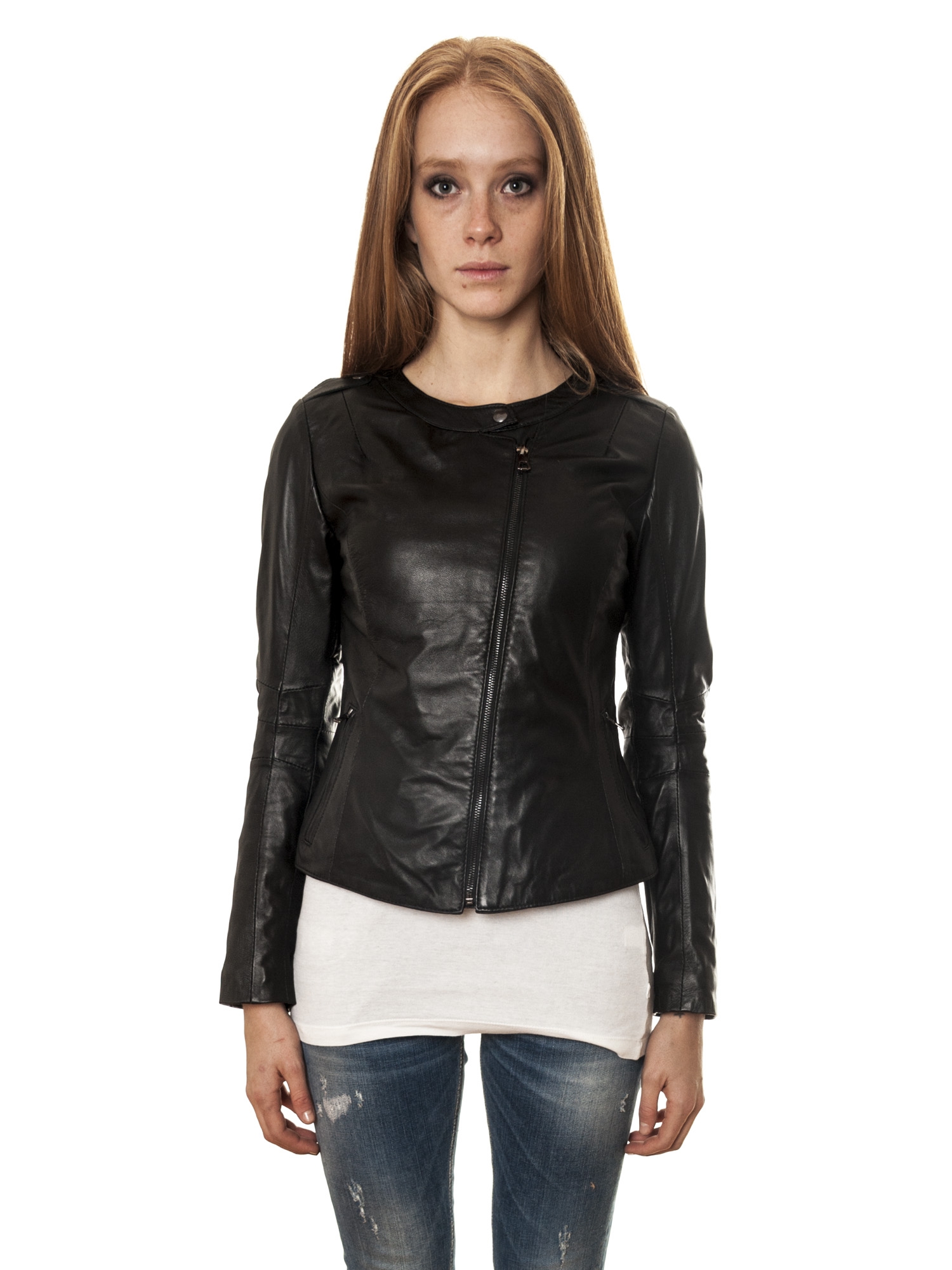 Дамско кожено яке с асиметричен цип в черен цвят от Mangotti | Secretzone.bg