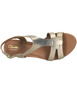 Дамски сандали от Clarks в златист цвят | Secretzone.bg