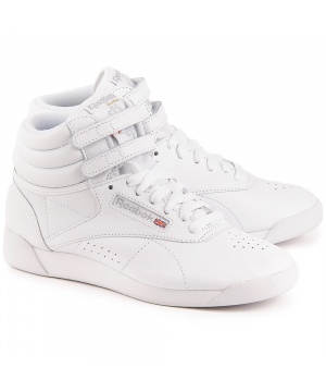 Дамски обувки в бял цвят с каишки от Reebok | Secretzone.bg